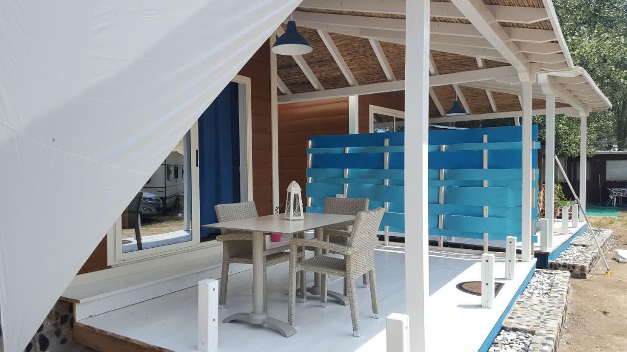 Ouranoupoli Bungalows & Camping Buitenkant foto